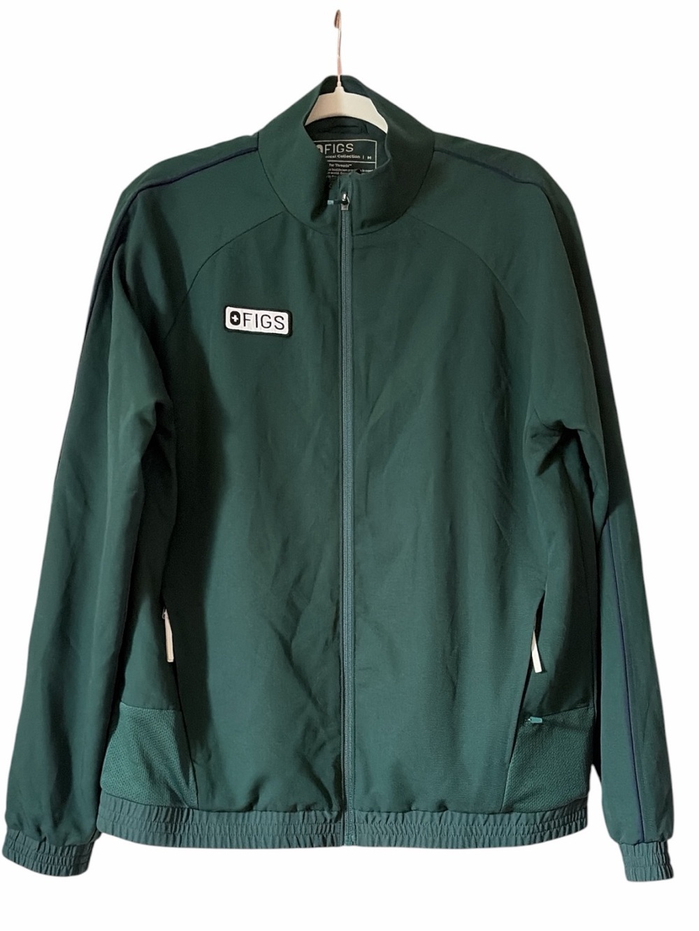 NWOT Figs hunter green scrub jacket